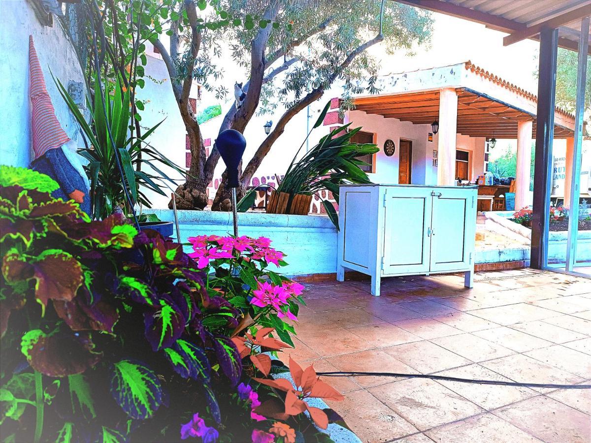 Django Villa Santa Lucia De Tirajana Exterior photo